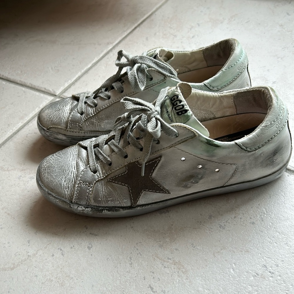 Golden goose